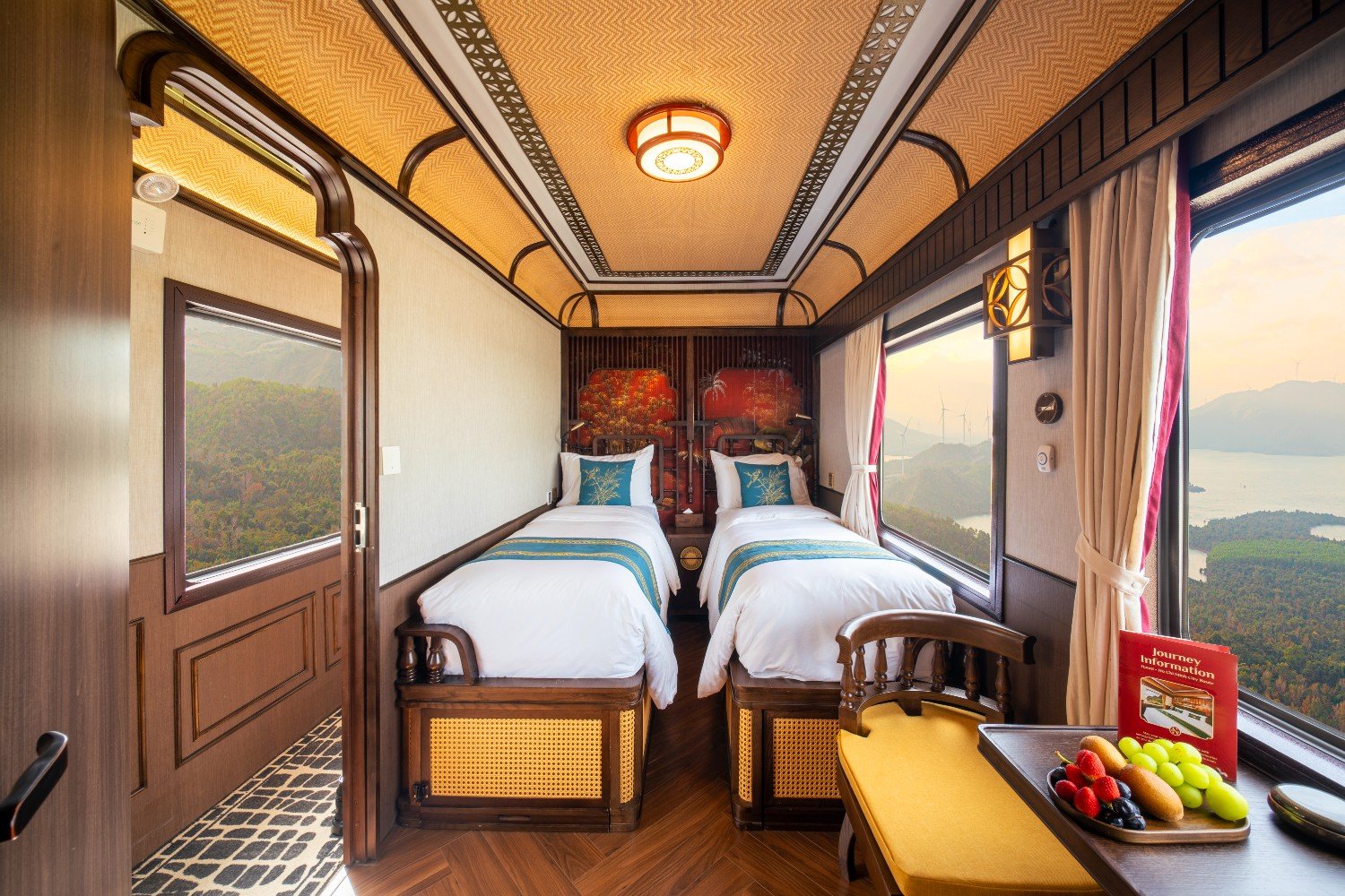 Twin cabin